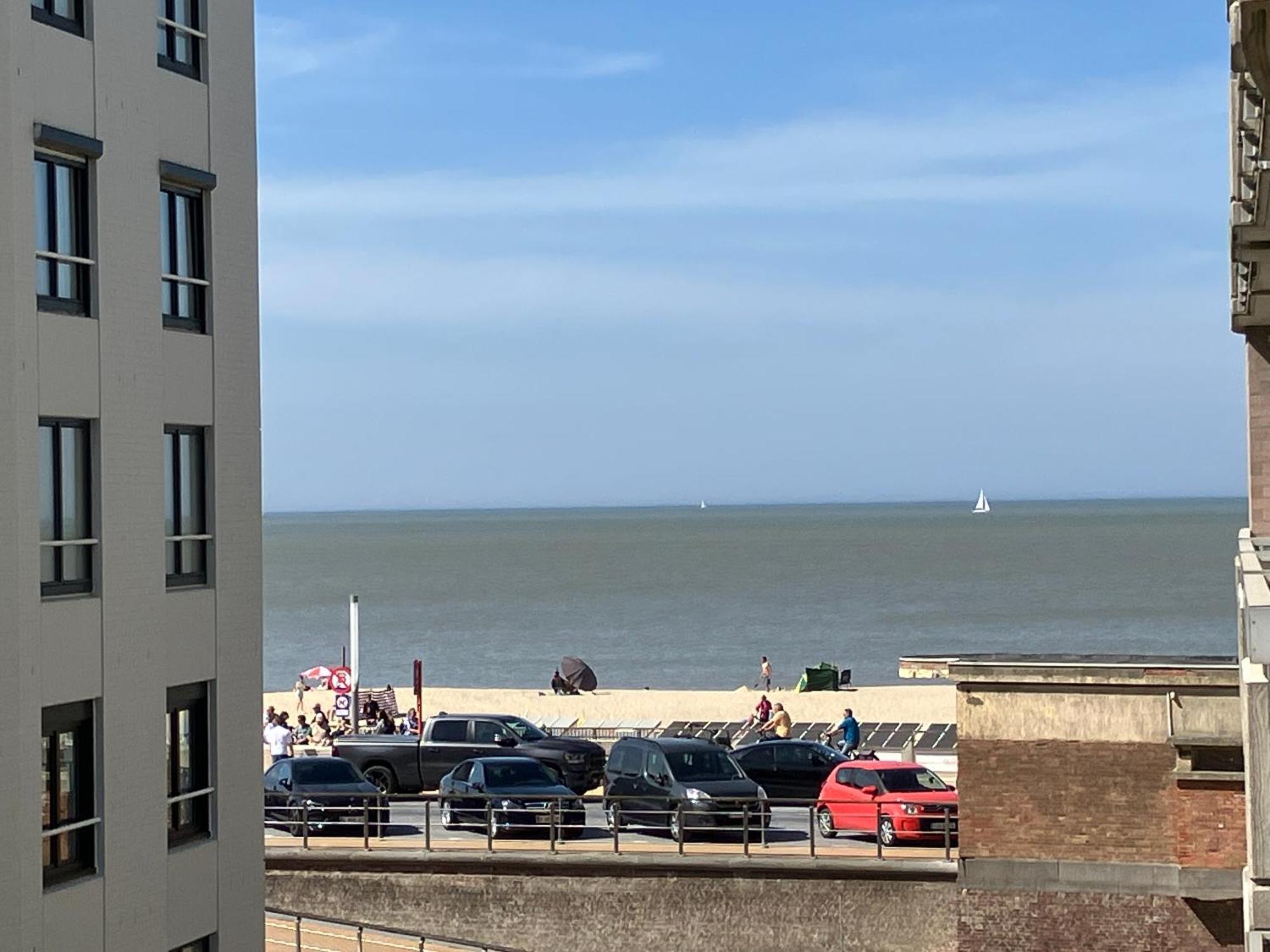2 Bed With Sea View Ostende